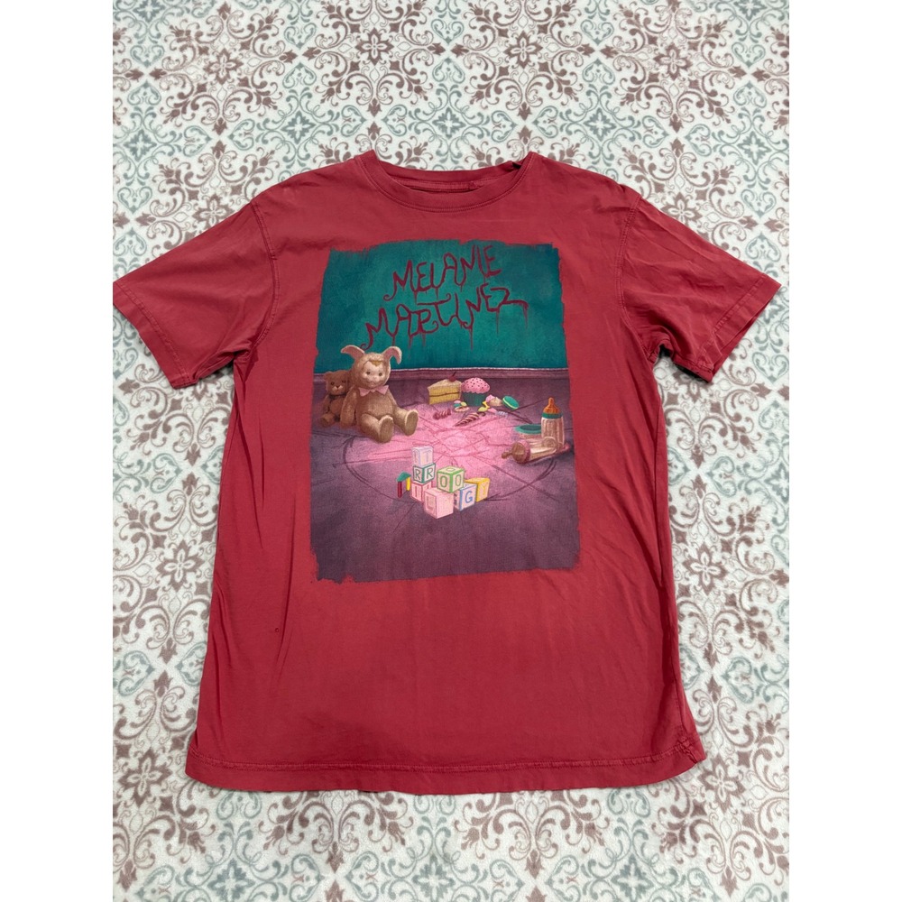 Melanie Martinez The Trilogy Tour Concert Graphic T-Shirt Red Medium 100% Cotton